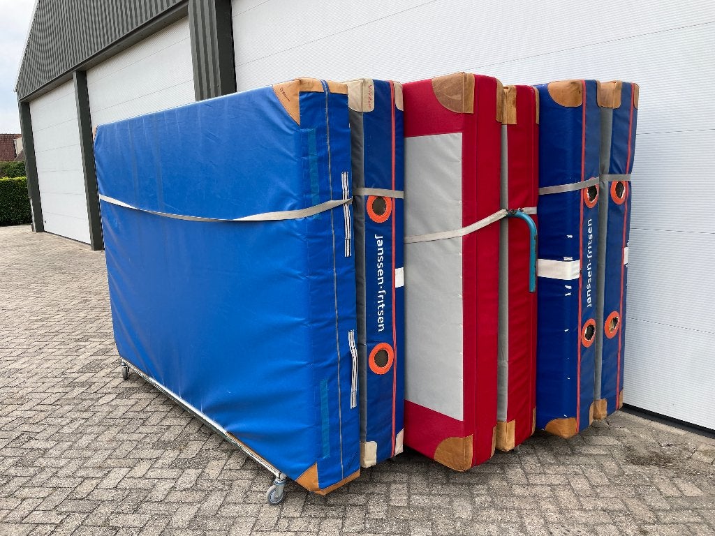 Dikke landingsmat, valmat  grote mat, turnmat, gymmat, Sport en Fitness, Ophalen, Gebruikt