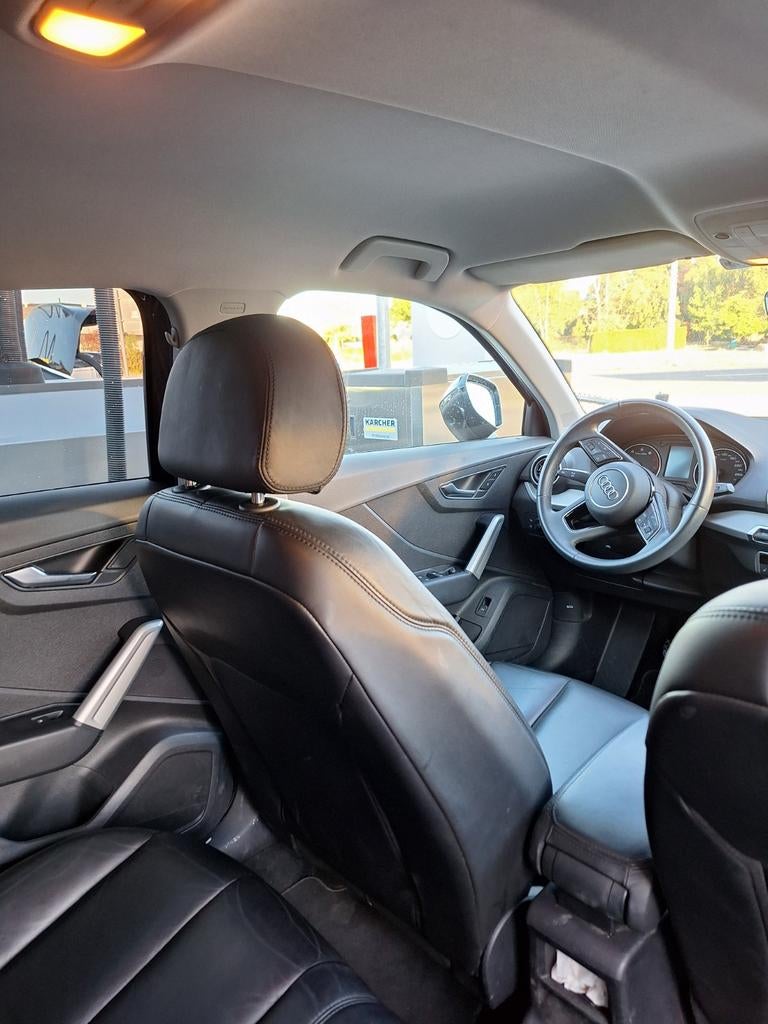 Audi Q2 1.0 TFSI S-LINE 2023 km 82000, Auto's, Audi, Particulier, Q2, Achteruitrijcamera, Android Auto, Apple Carplay, Climate control