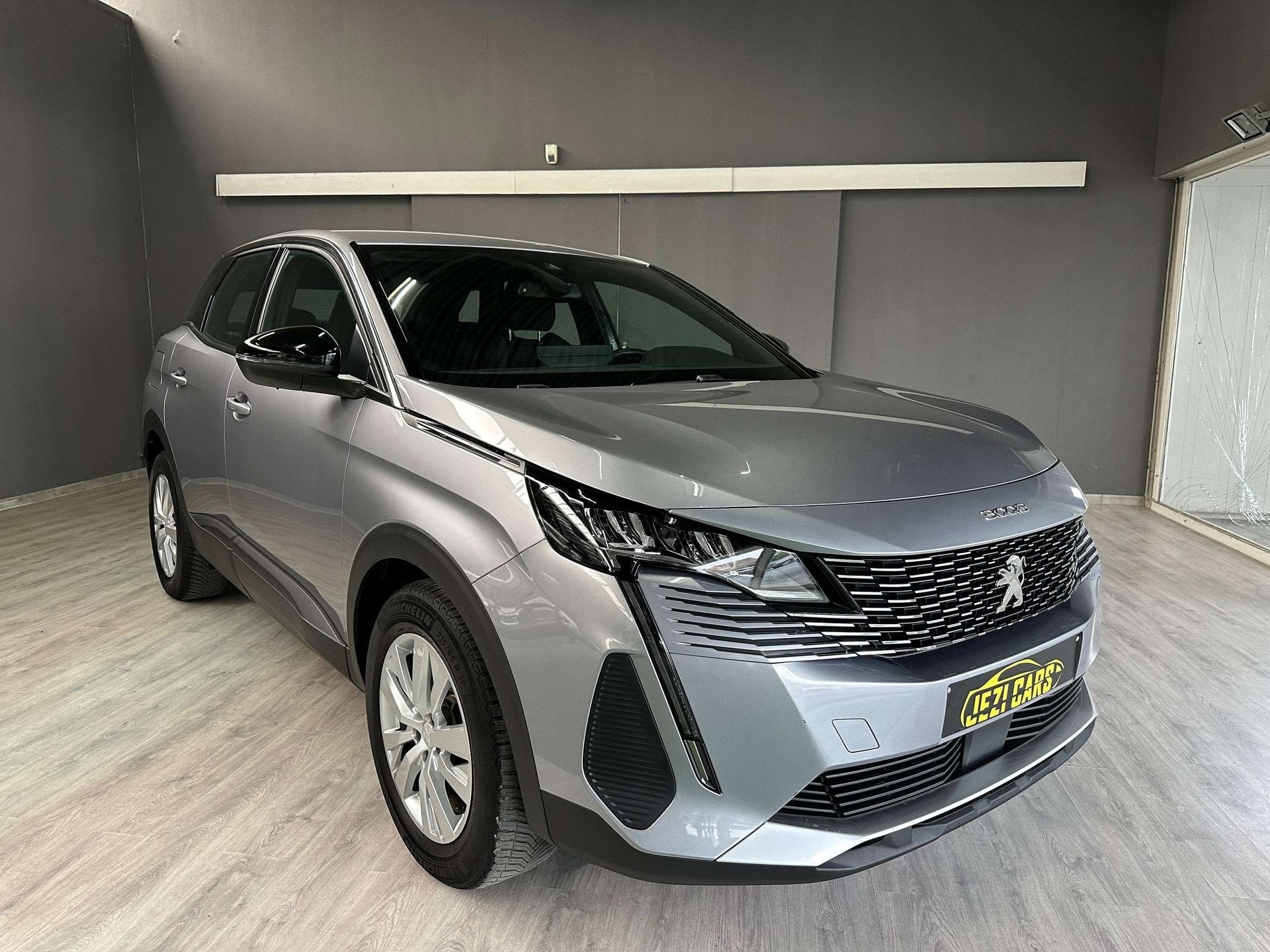 Peugeot 3008 3008 1.5 BlueHDi Active Pack (EU6.4), Auto's, Peugeot, Automaat, Stof, Gebruikt, 4 cilinders