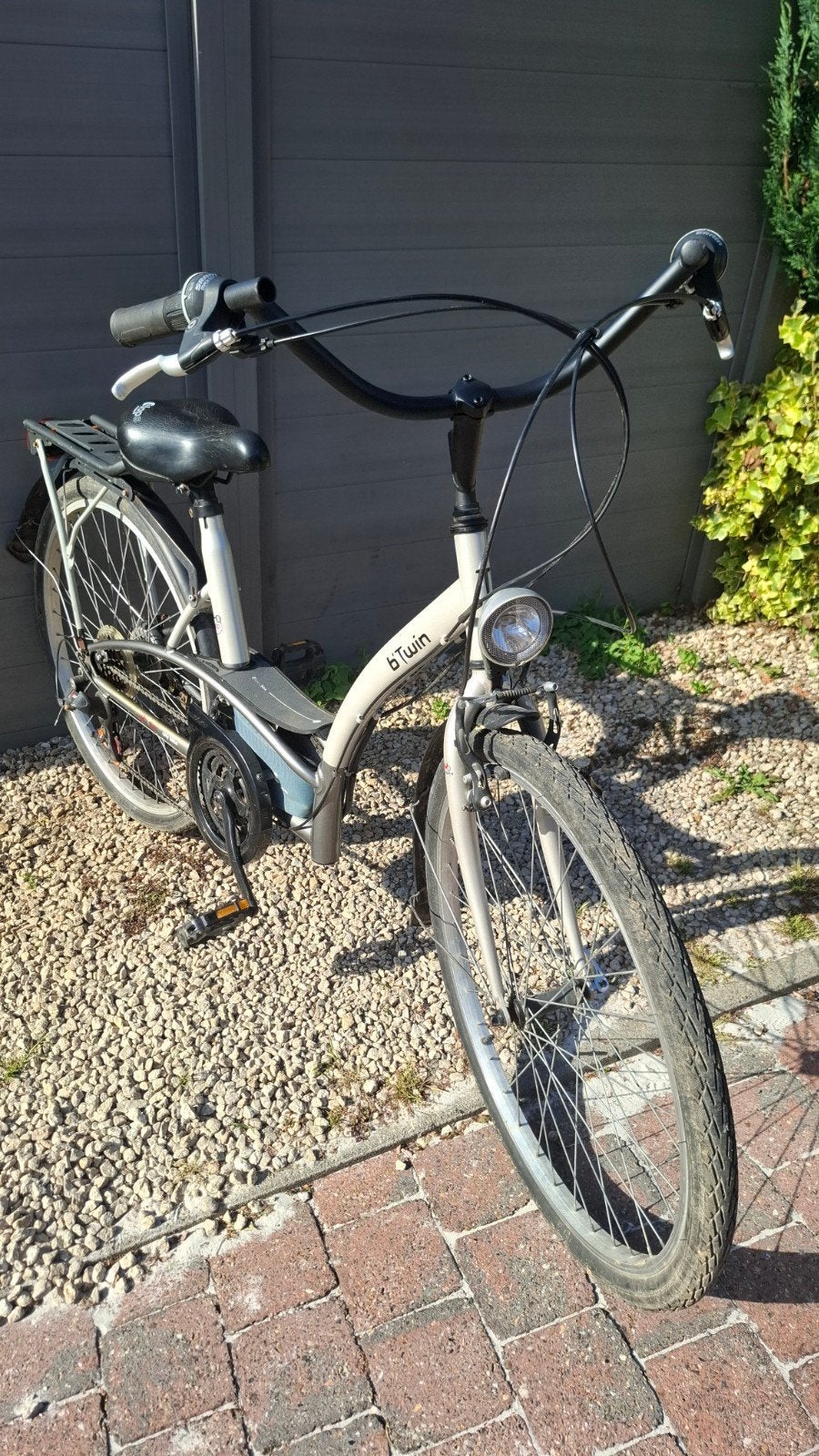 Velo 26 pouces type hollandais 12ans a 17ans  1m45 a 1m70, Vélos & Vélomoteurs, Vélos | Femmes | Vélos pour femme, Vitesses, Enlèvement
