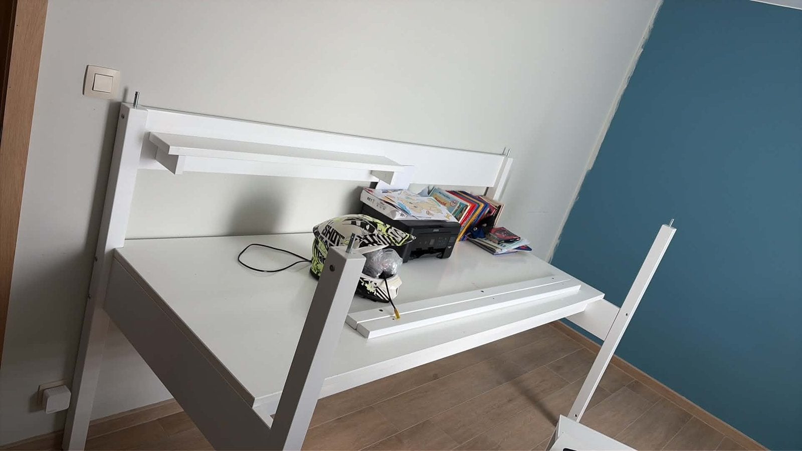 A donner bureau, Ophalen, Zo goed als nieuw
