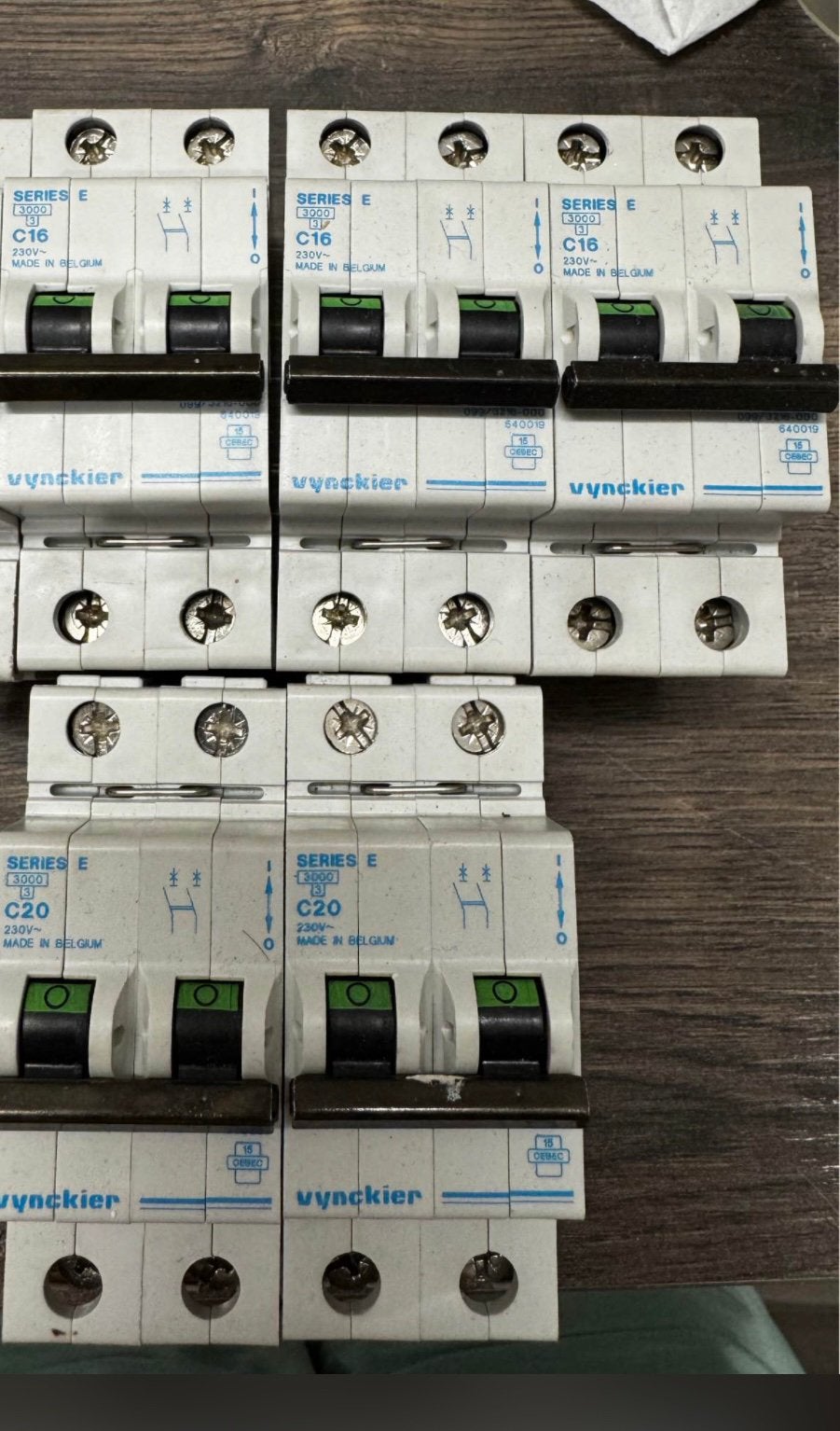 Disjoncteur modulaire Vynckier ( fusible), Bricolage & Construction, Enlèvement, Utilisé, Autres marques, Disjoncteur différentiel