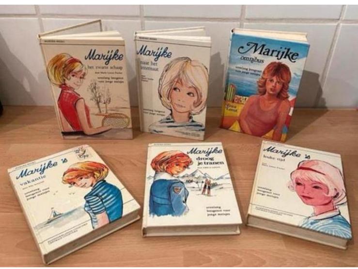 Pakket van 11 leesboeken voor meisjes uit de jaren 1980, Boeken, Ophalen, Gelezen, Fictie
