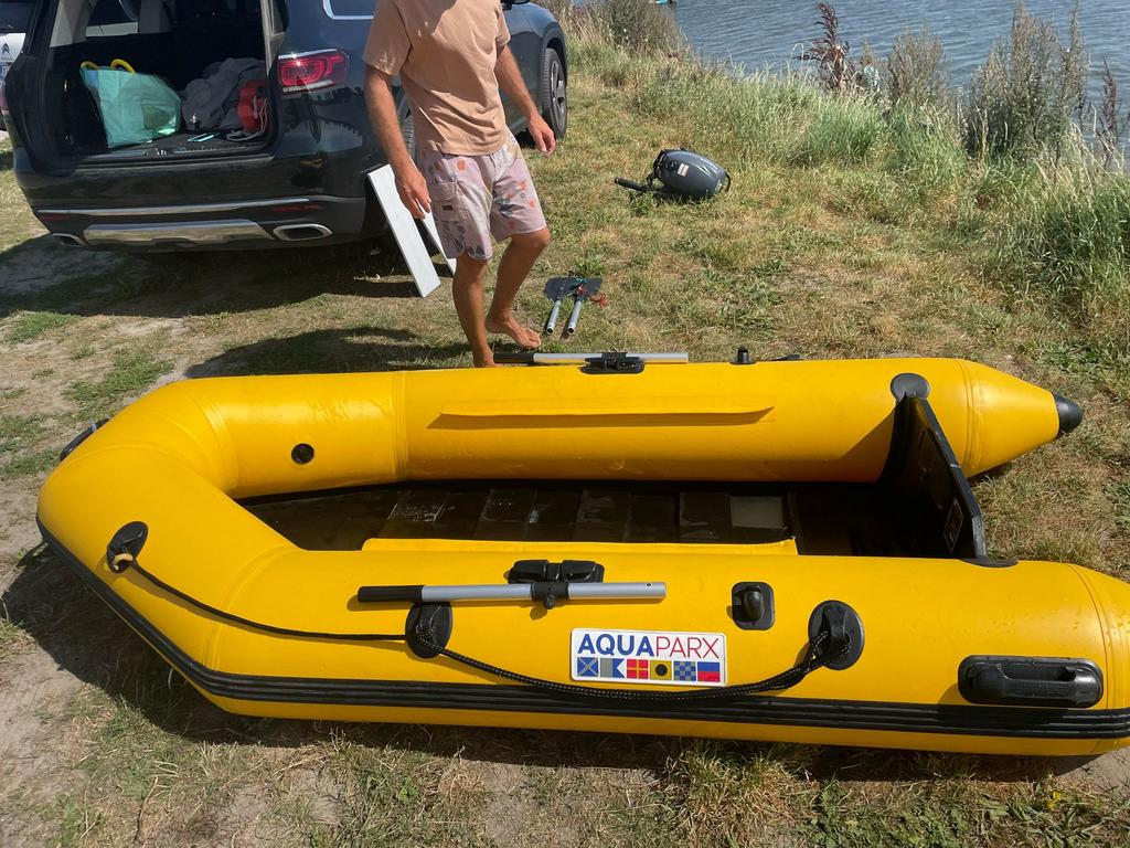 Dinghy bijbootje met yamaha 4pk, Watersport en Boten, Ophalen, Gebruikt