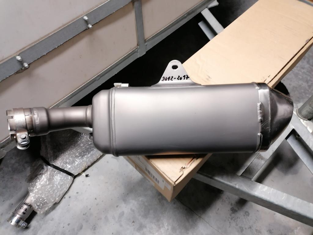 SUZUKI GSX-R 750 silencieux origine état impeccable, Motos, Accessoires | Autre, Enlèvement, Comme neuf