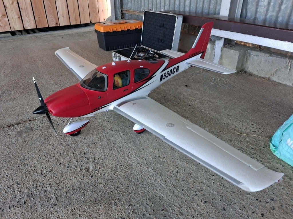avion rc cirrus eflite, Hobby & Loisirs créatifs, Modélisme | Radiocommandé & Téléguidé | Avions, Enlèvement, Comme neuf, Électro