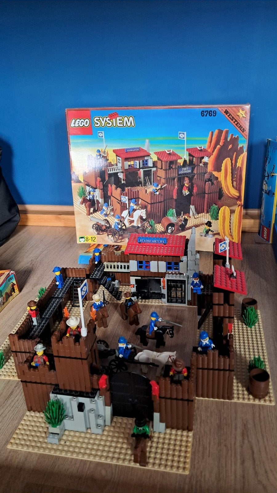 Lego set 6769 Fort Legoredo, Enfants & Bébés, Jouets | Playmobil, Enlèvement