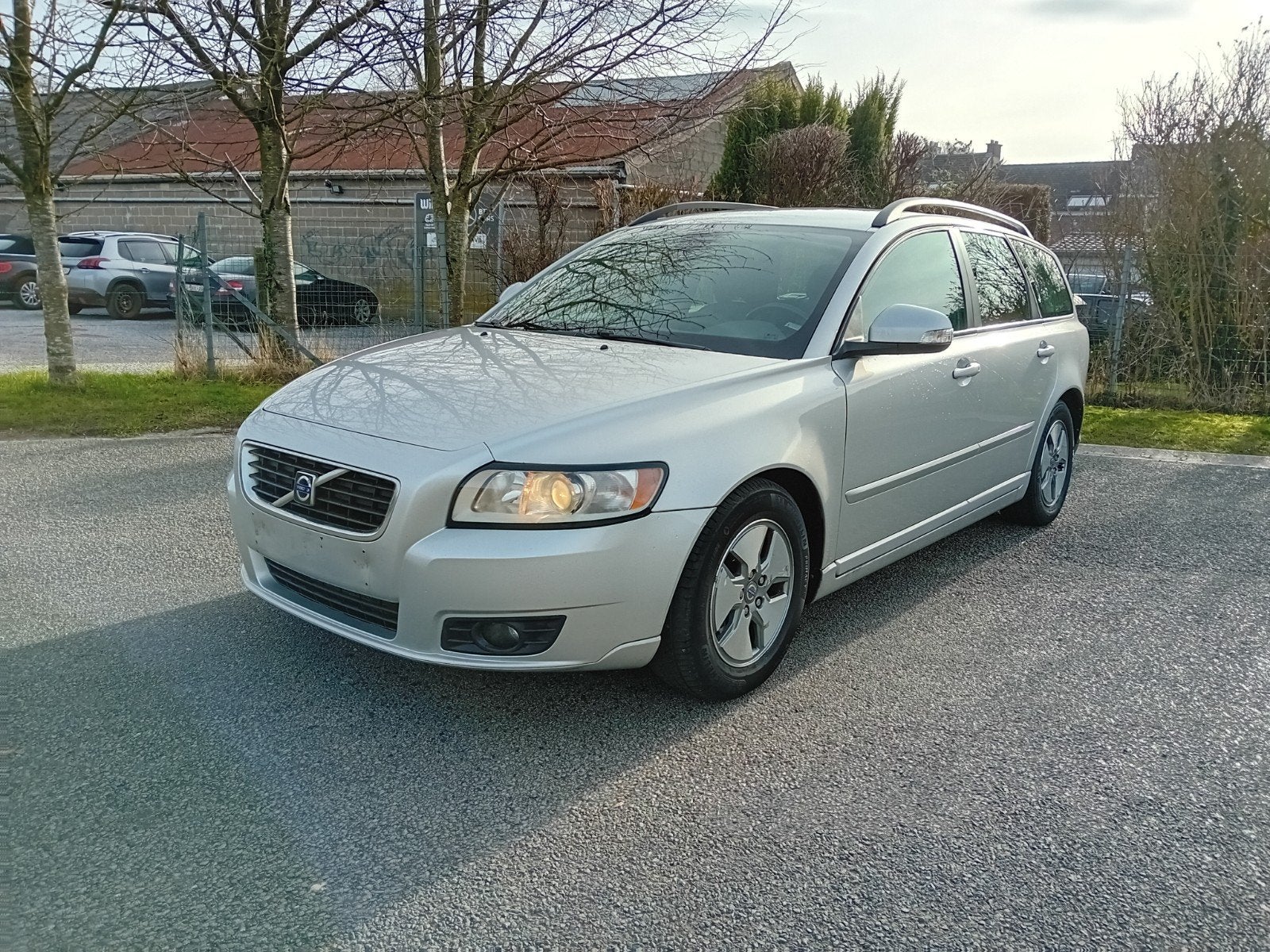 Très belle Volvo V50 1.6d Euro 5, 157 500 km, très propre, Autos, Volvo, Cuir, Achat, 1586 cm³, Boîte manuelle