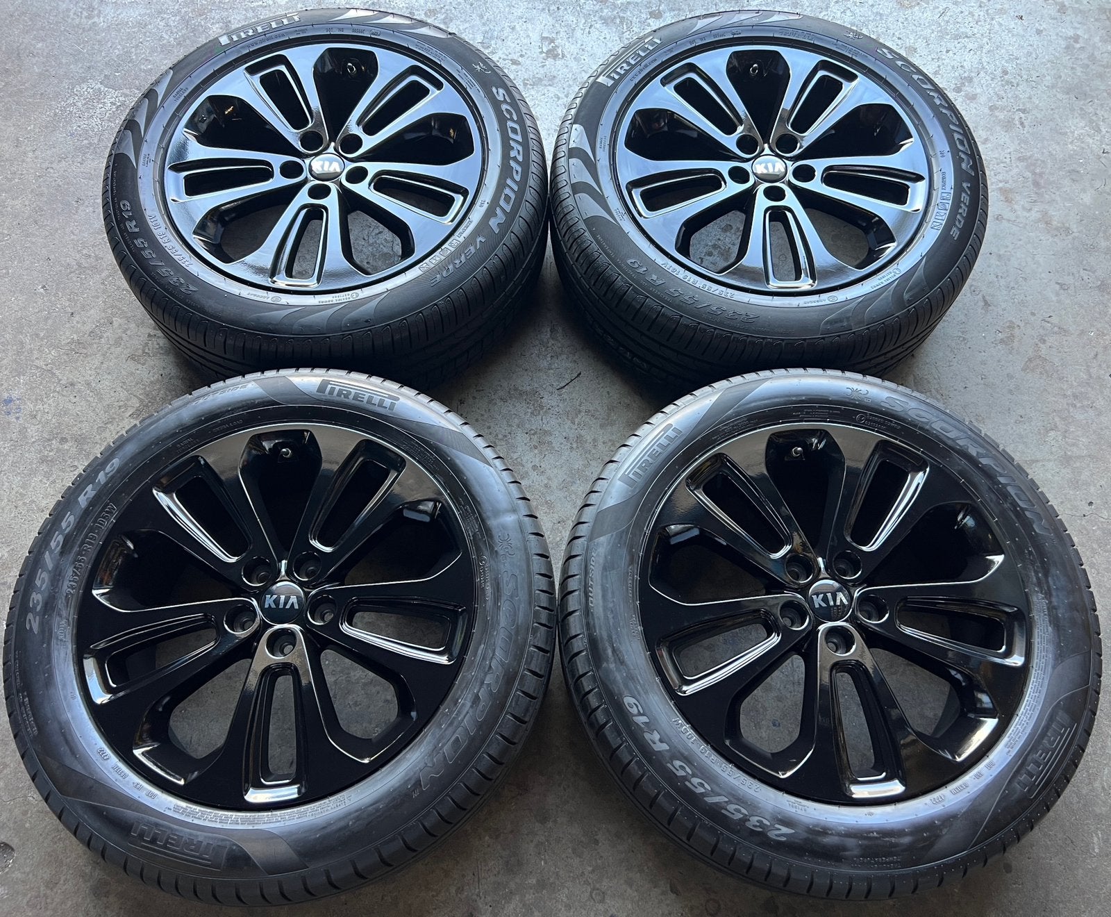5x114,3 19 inch Kia Sorento, Sportage Velgen + Banden + TPMS, Auto-onderdelen, Ophalen, Gebruikt, Hyundai