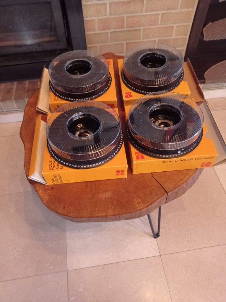 Lot de 4 carrousels diapos Kodak, Enlèvement, Utilisé