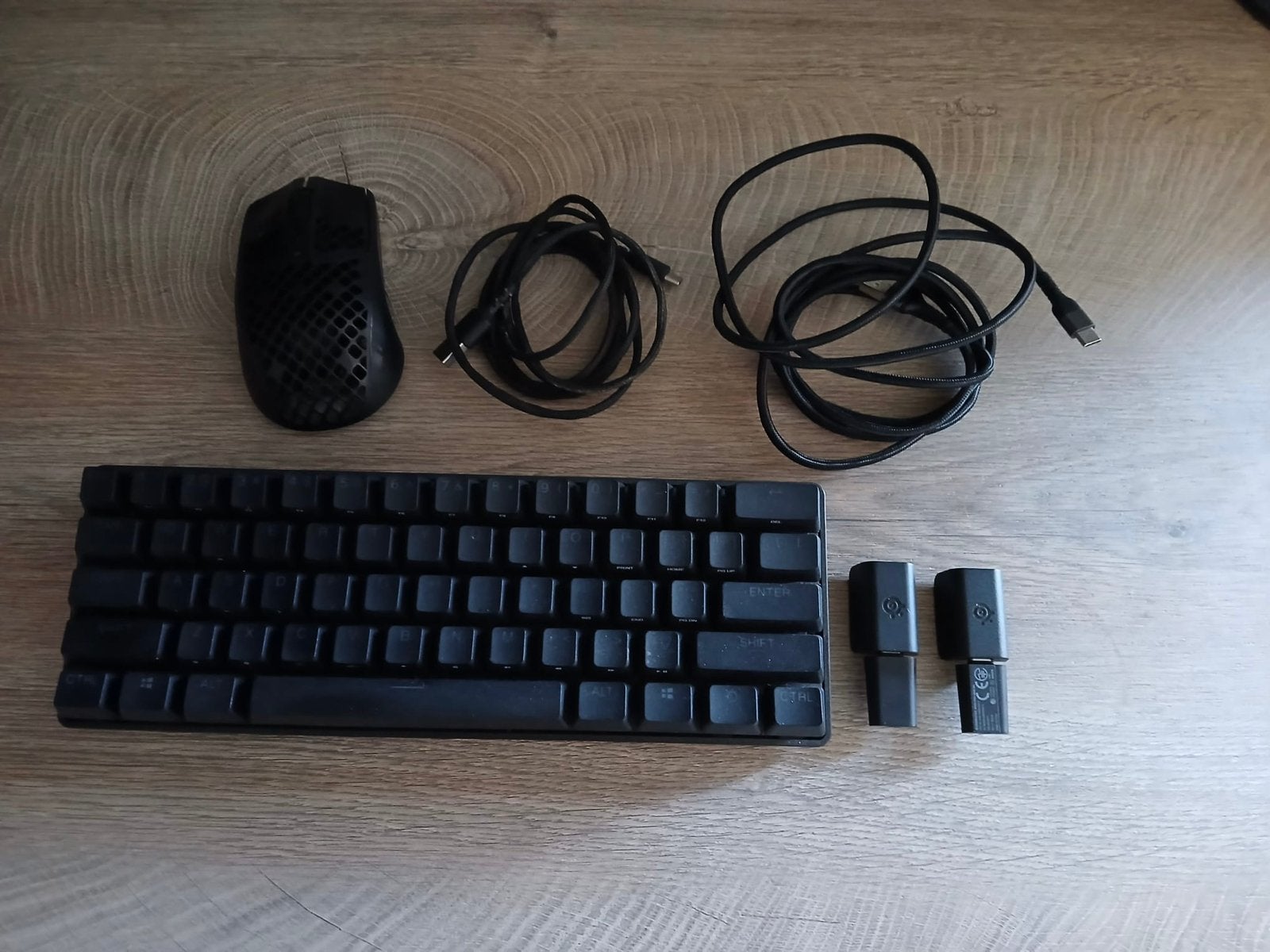 Bundel gaming muis en toetsenbord, Computers en Software, Toetsenborden, Ophalen, Qwerty, Zo goed als nieuw, Draadloos