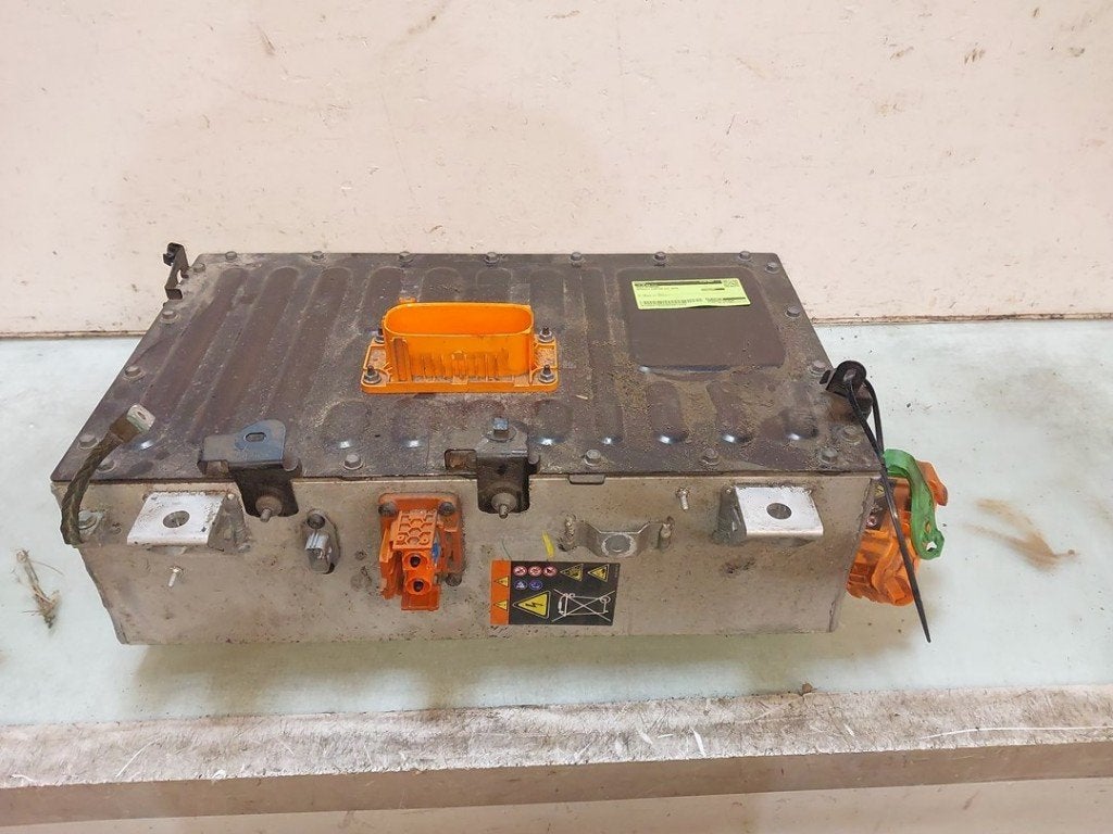 BATTERIE HAUT VOLTAGE Renault Captur II (RJB) (01-2020/-), Renault, Utilisé, Peter-Huppertz-Straße 5
51063  Köln, DE, Dialog.deutschland@renault.de