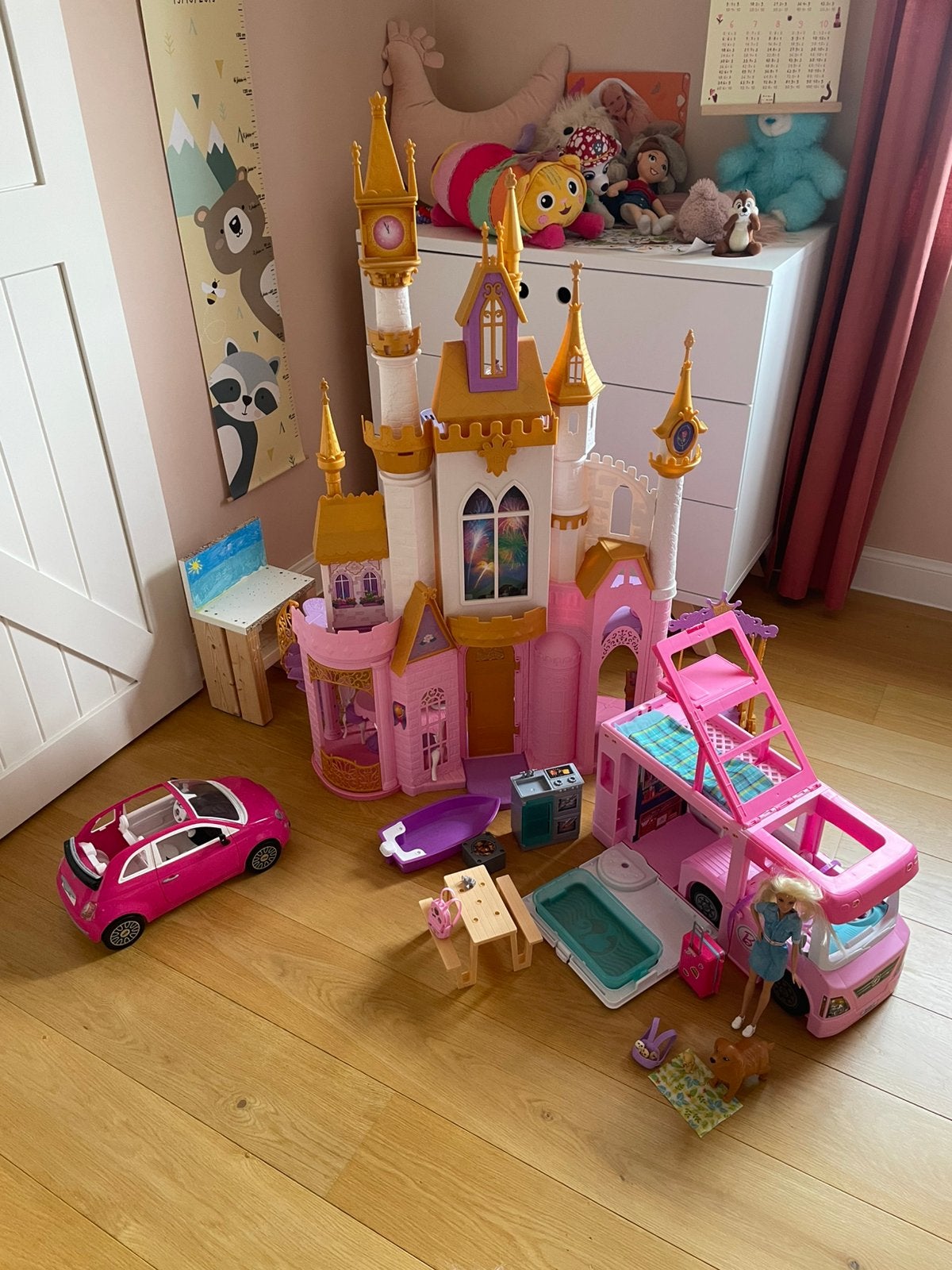 Diverse Barbiepoppen, Enlèvement, Comme neuf