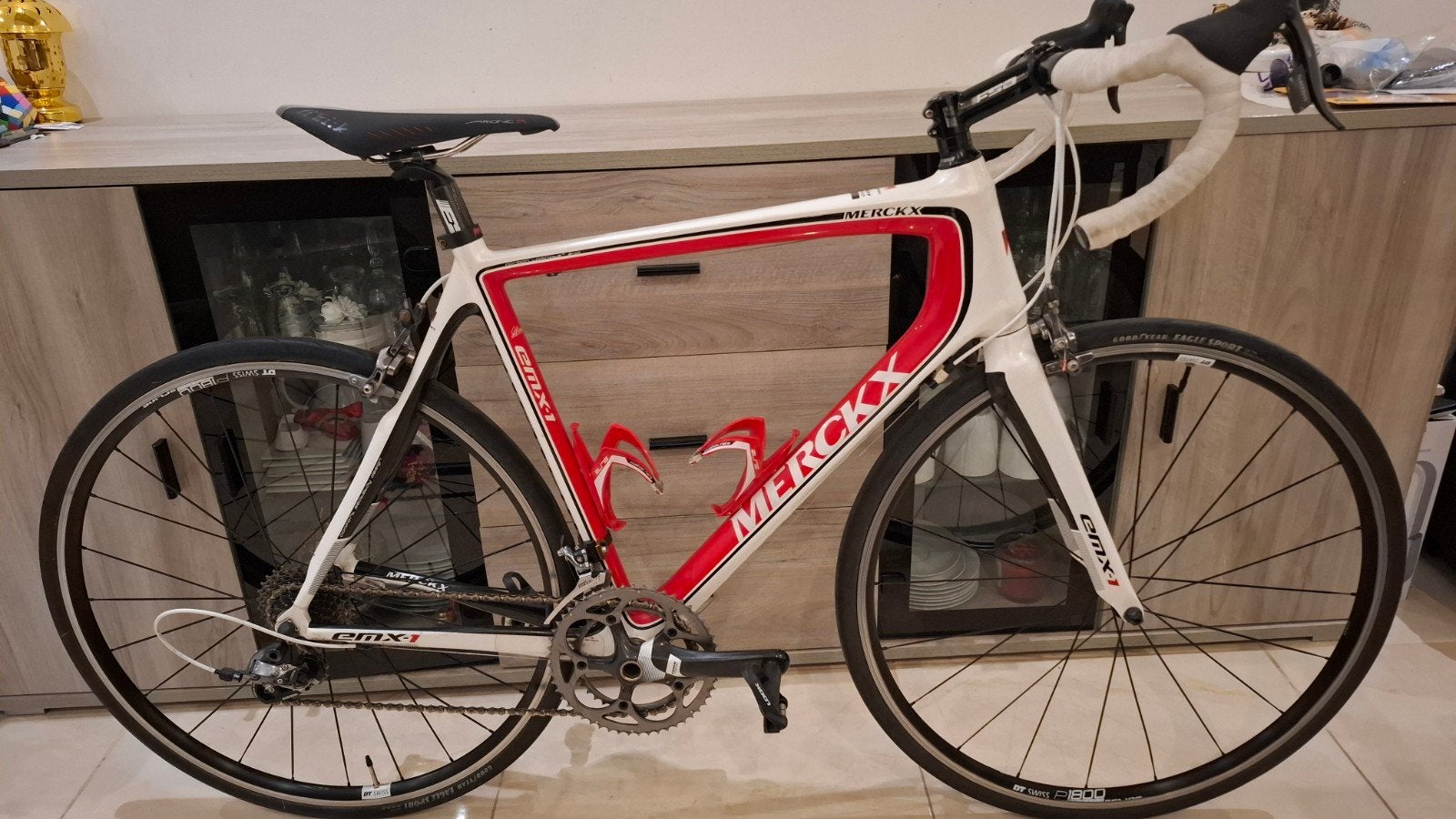 Vélo de course Eddy Merckx EMX-1 full Carbone en très bonne, Enlèvement, Carbone