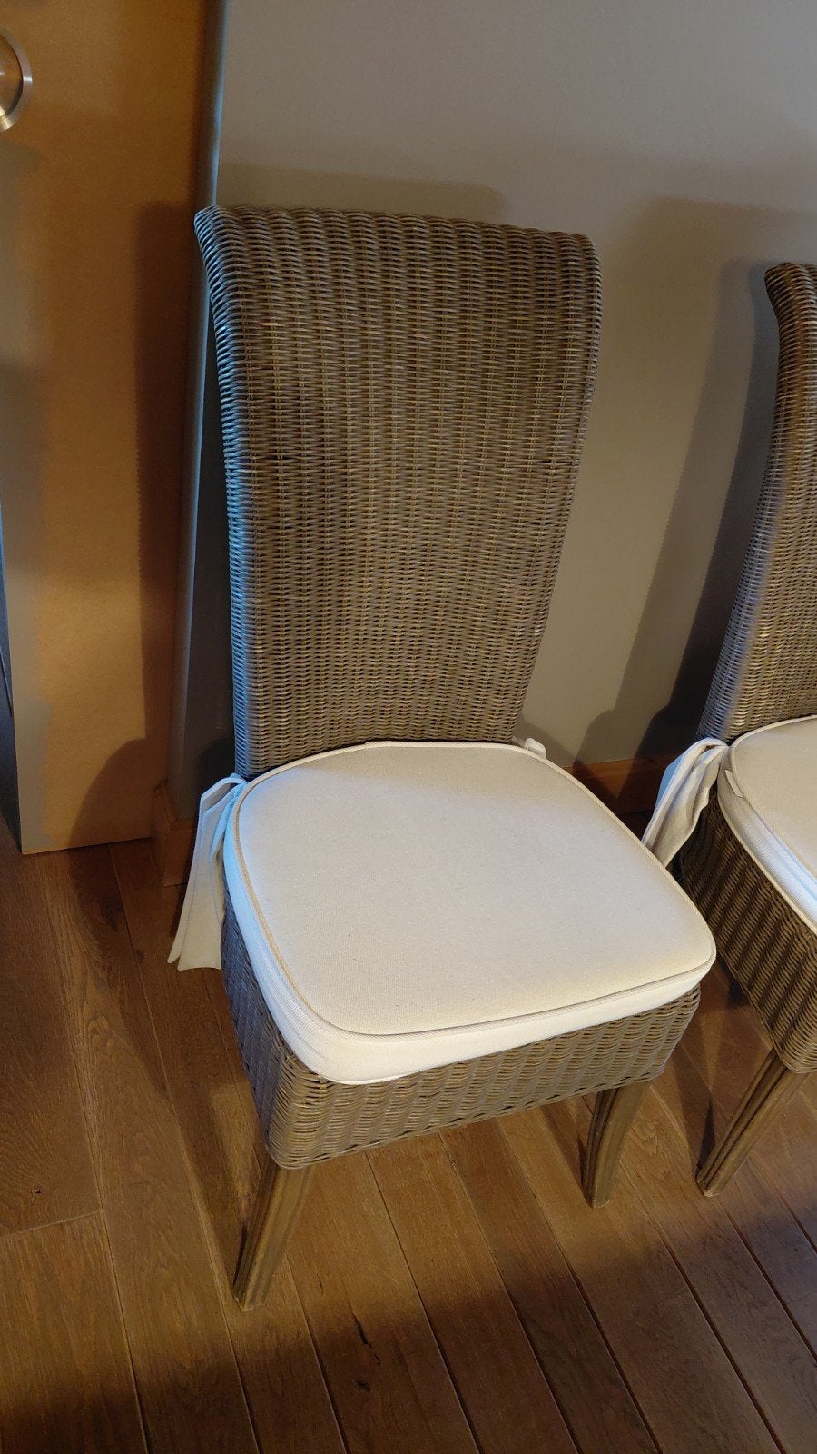 6 x eetstoelen met bijhorende kussens, Ophalen