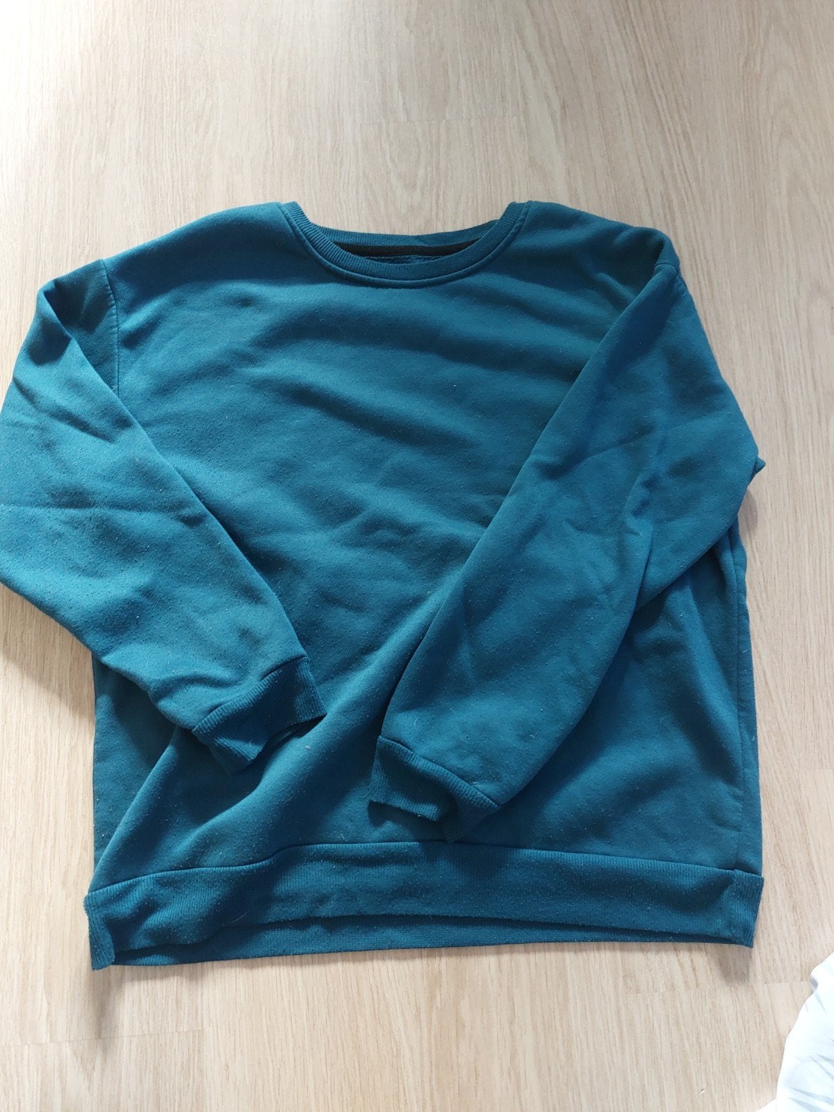 2 pulls à vendre ensemble, Vêtements | Hommes, Geen merk, Taille 52/54 (L), Enlèvement, Multicolore
