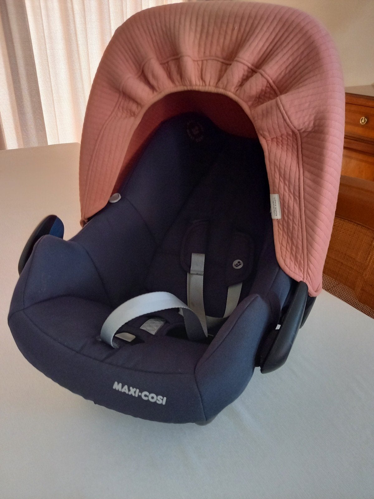 Autostoel Maxi-Cosi met kap, Ophalen, Zo goed als nieuw, 0 t/m 13 kg, Maxi-Cosi