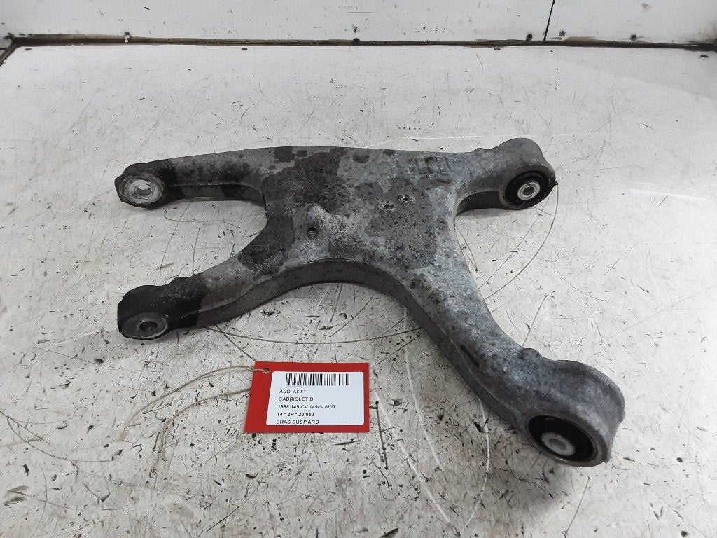 BRAS DE SUSPENSION ARRIÈRE DROIT Audi A5 Cabrio (8F7), Mevr. I. Hauben, Audi, Utilisé, Rue de l'Espoir 34 34
4030  GRIVEGNÉE, BE