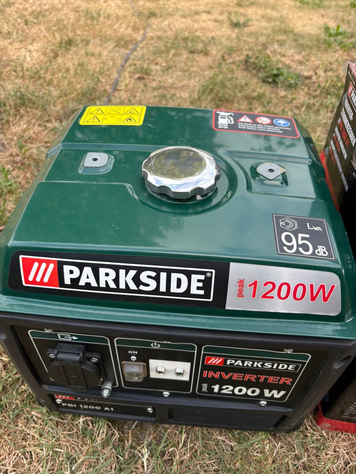 Inverter stroomgenerator, Doe-het-zelf en Bouw, Aggregaten, Ophalen, Nieuw, Benzine