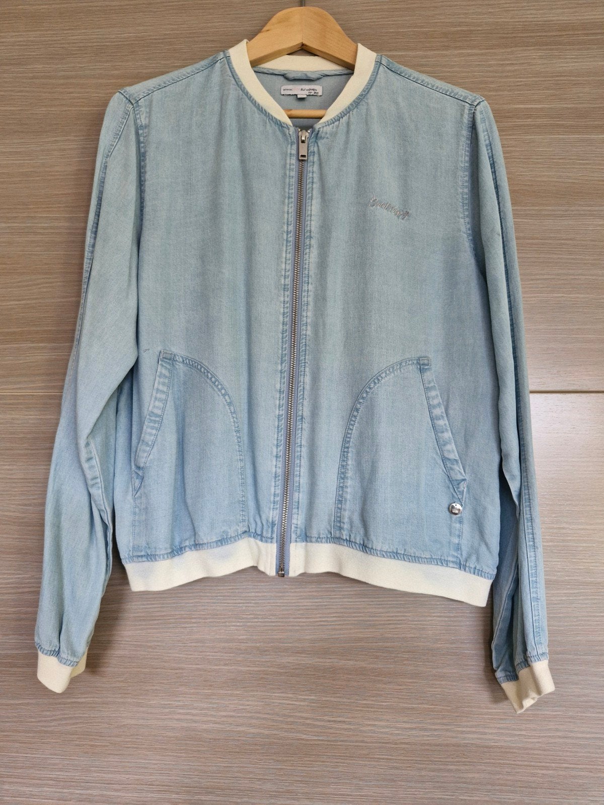Luchte jeans gilet in de kleur blauw, merk I.AM,maat 40, Maat 38/40 (M), Blauw, I. AM, Ophalen of Verzenden