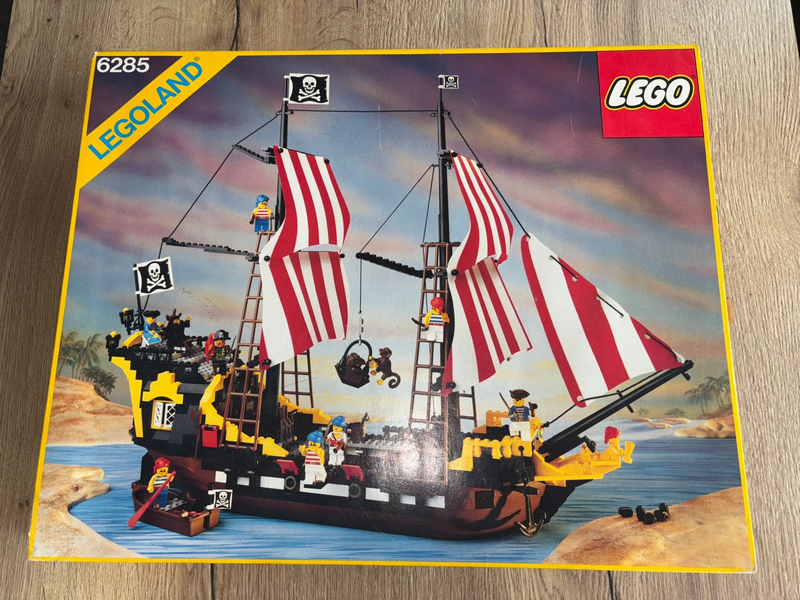 Lego 6285 Black Seas Barracuda, volledig met doos, Ophalen of Verzenden, Gebruikt
