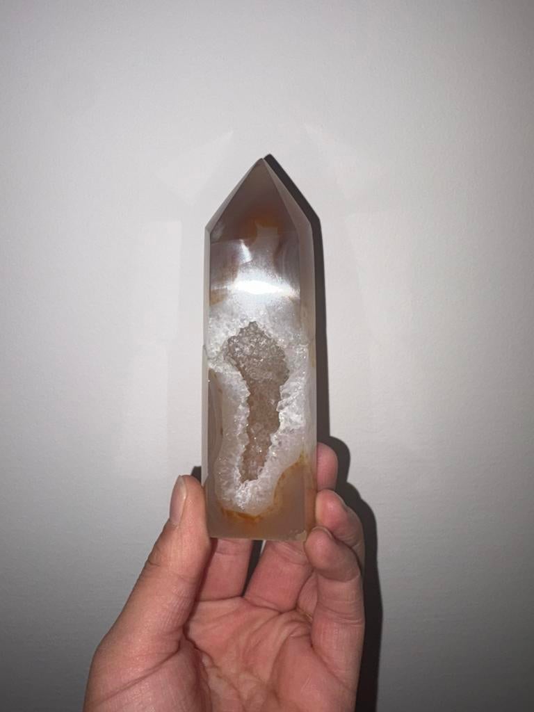 Agaat met bergkristal toren., Verzamelen, Ophalen, Mineraal