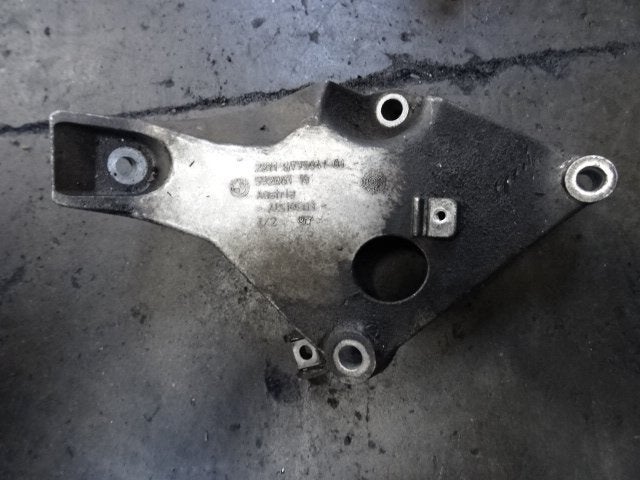 MONTAGE MOTEUR BMW 1 serie (E81) (59280110), Utilisé, BMW