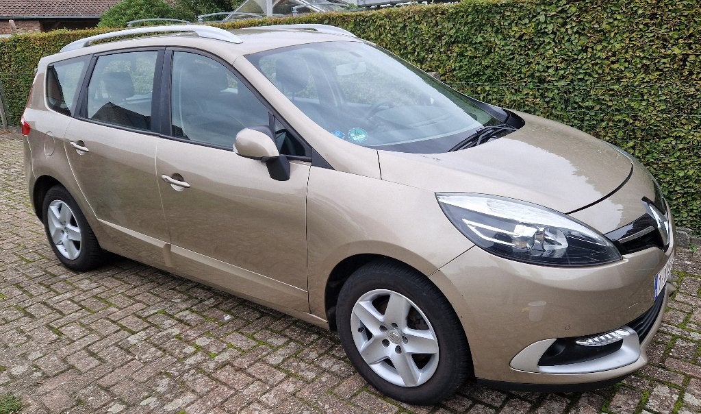 auto Renault Megane Scenic, Auto's, Voorwielaandrijving, Dealer onderhouden, 4 cilinders, Particulier