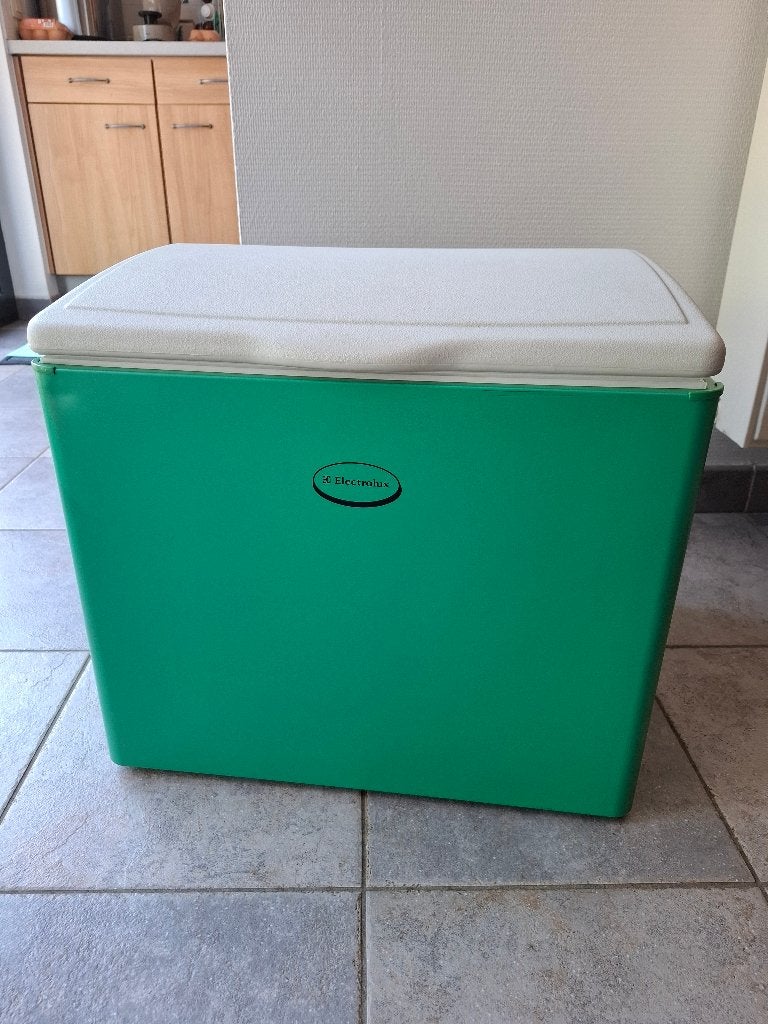 ELECTROLUC koelbox 35liter, Caravanes & Camping, Glacières, Enlèvement, Utilisé, Glacières, Compresseur