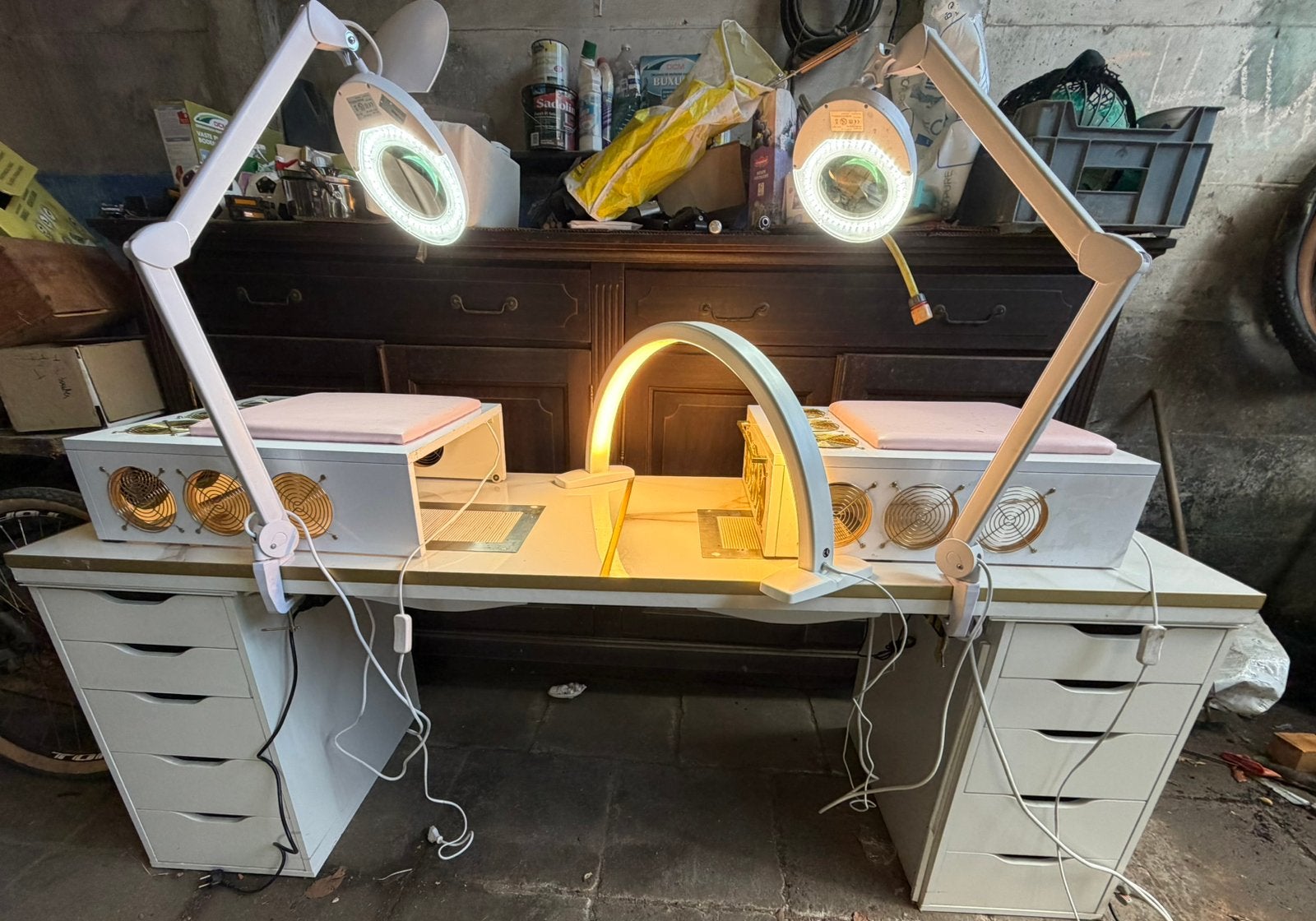 Professionele Beautytafel voor nagels shemax / produo, Ophalen