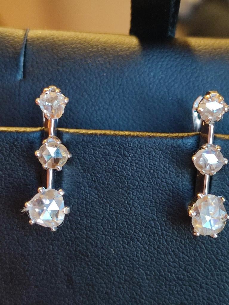 Antieke gouden oorbellen met diamanten 0,90kt, Bijoux, Sacs & Beauté, Bijoux anciens, Enlèvement ou Envoi, Or, Boucles d'oreilles
