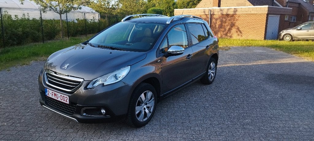 Peugeot 2008 Style, Auto's, Peugeot, Voorwielaandrijving, Stof, 1199 cc, Bruin