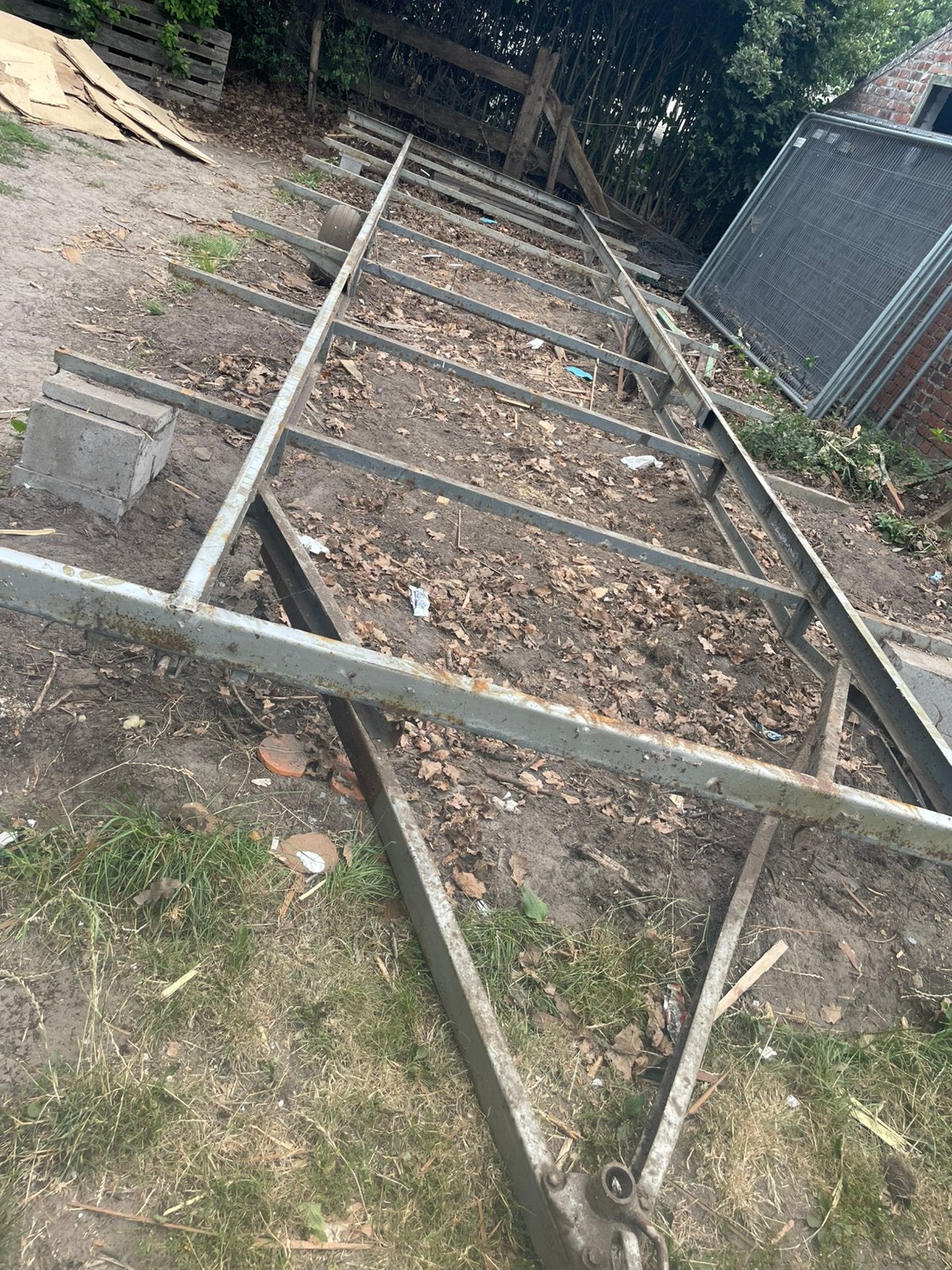 Ijzeren onderstel caravan, Ophalen, Gebruikt, 250 mm of meer, Overige typen