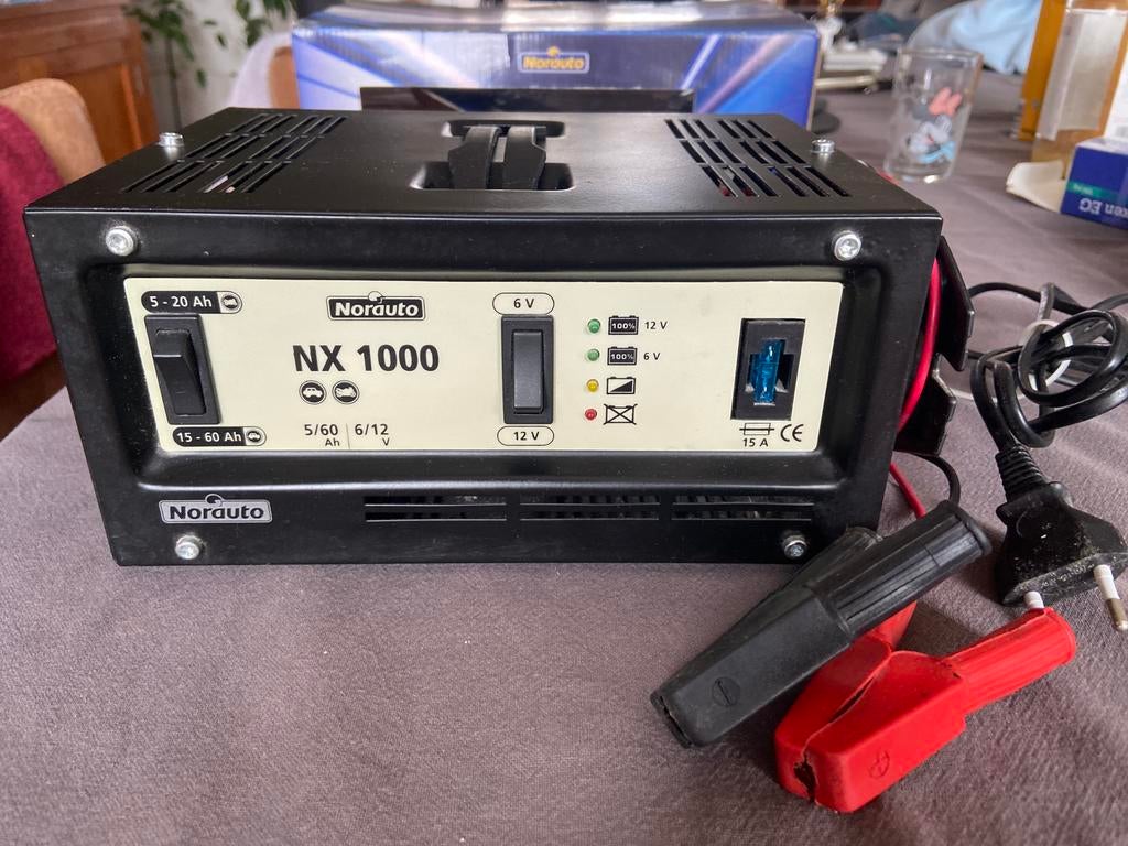 Chargeur batterie - NX1000 - utilisé 2x, Enlèvement ou Envoi, Utilisé