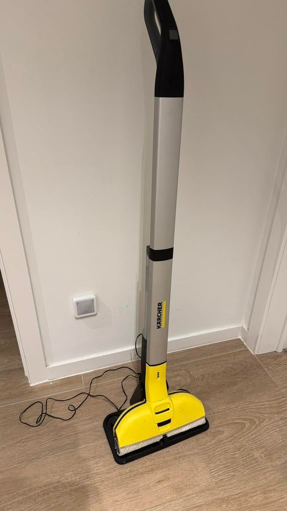Kärcher EWM 2 Vloerreiniger - Draadloze Elektrische Mop, Ophalen