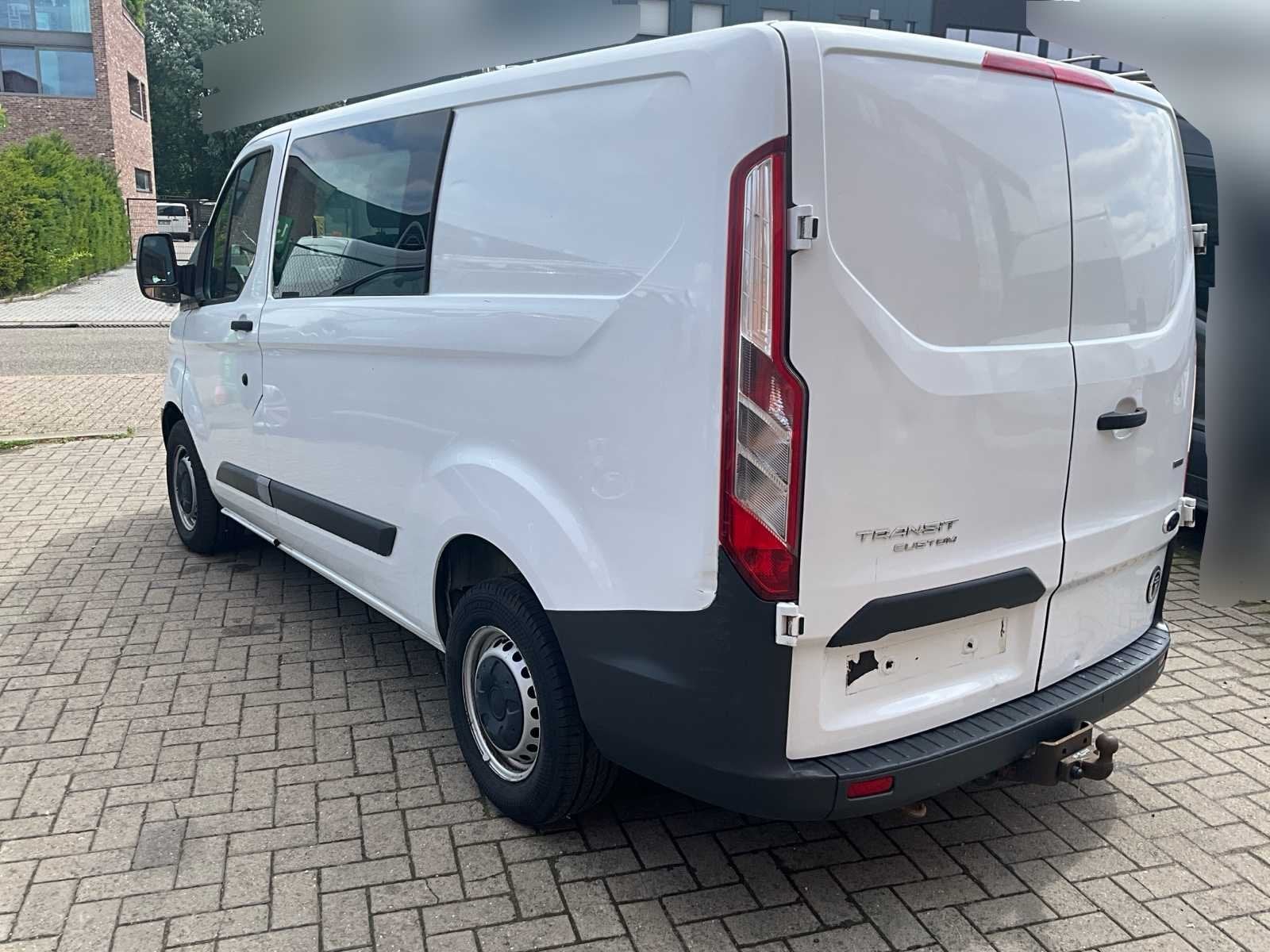 2013 Ford Transit Custom - 6 pers -trekhaak - nieuwe banden, Auto's, Bestelwagens en Lichte vracht, Euro 5, Gebruikt, Bedrijf