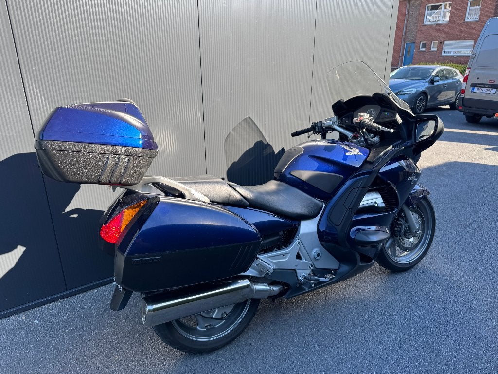 Honda - ST 1300 - PAN EUROPEAN, Motoren, Motoren | Honda, Occasion, 4 cilinders, Motorrijbewijs A, Bedrijf