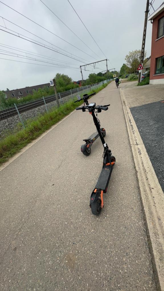 Kukirin g2 pro voor ruil of verkoop kijk beschrijving, Ophalen, Zo goed als nieuw, Elektrische step (E-scooter)