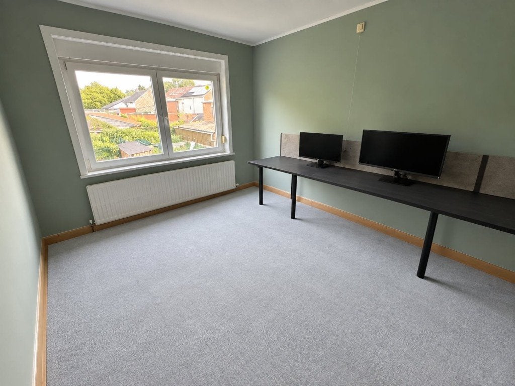 Grand plan de travail / Bureau mural - Effet béton, Ophalen, Zo goed als nieuw, 170 cm of meer