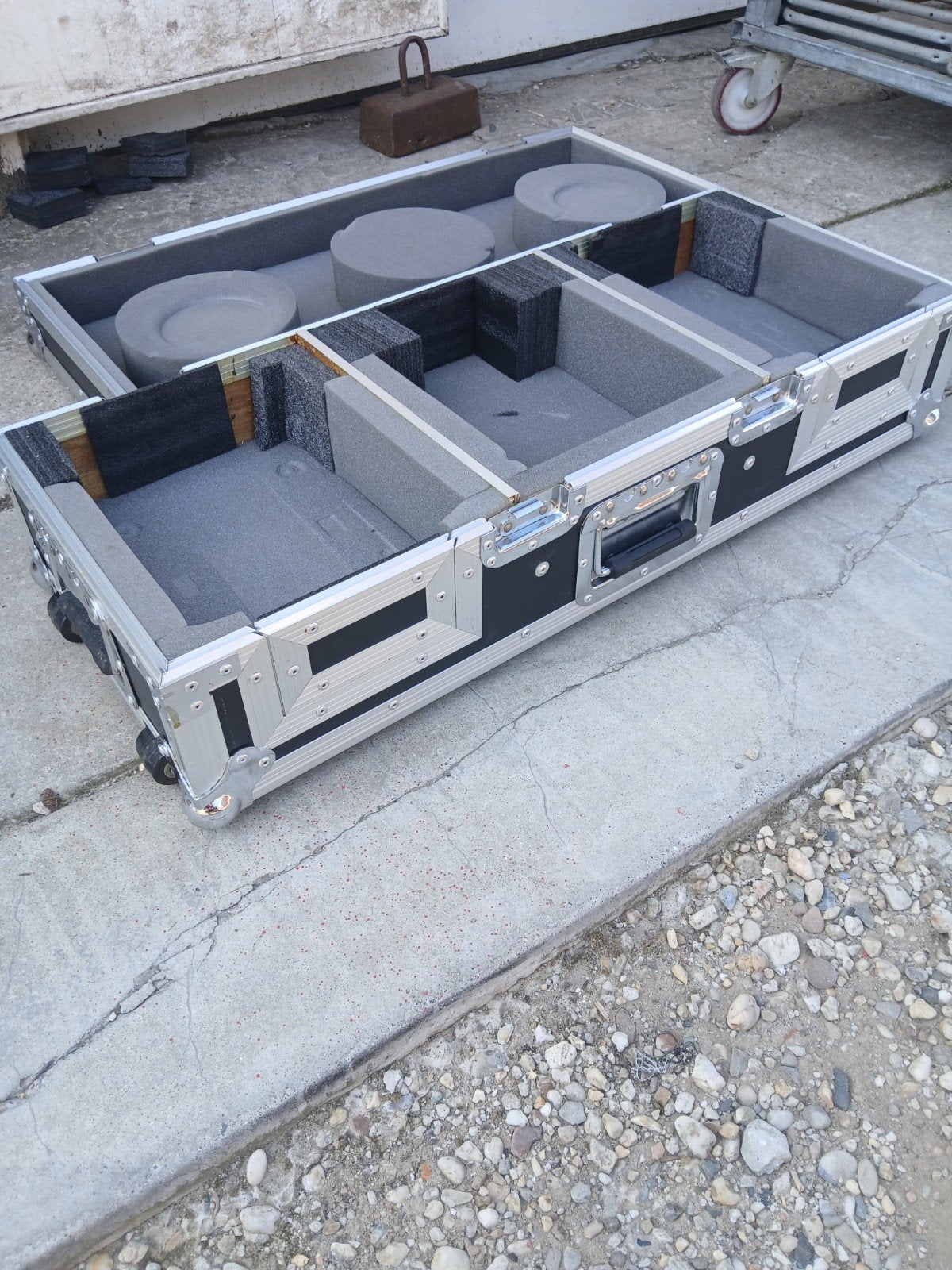 Transportkist voor dj, Ophalen