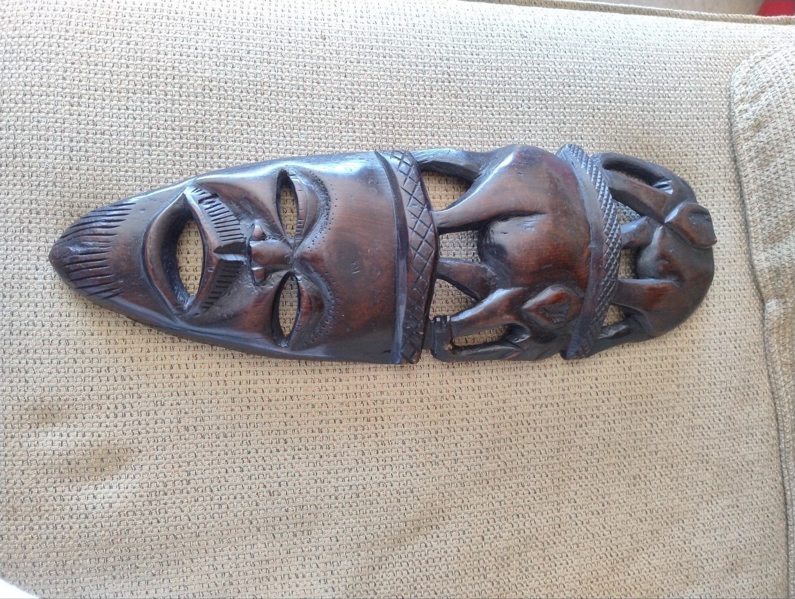 Afrikaans masker. Handgesneden, vintage, Antiek en Kunst, Ophalen