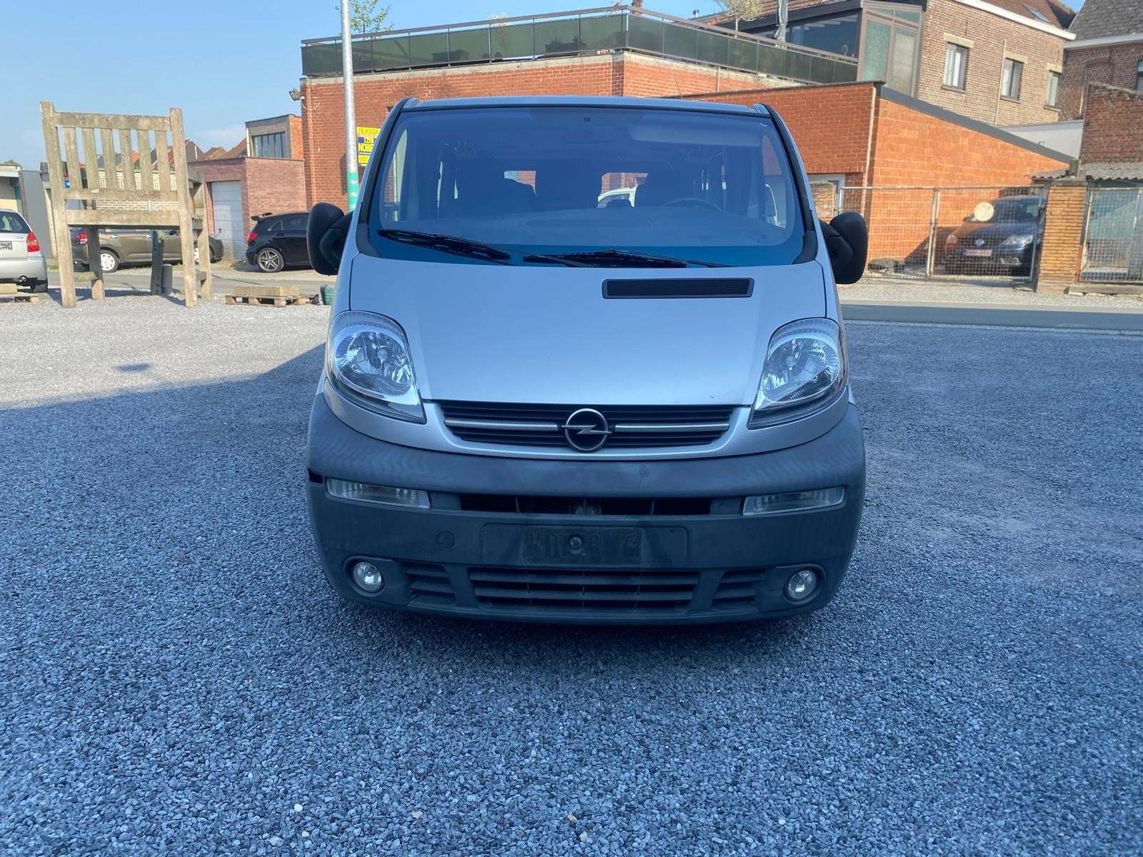 Opel Vivaro 9 places Airco 140.000 km, Autos, Achat, Entreprise, Opel, Diesel
