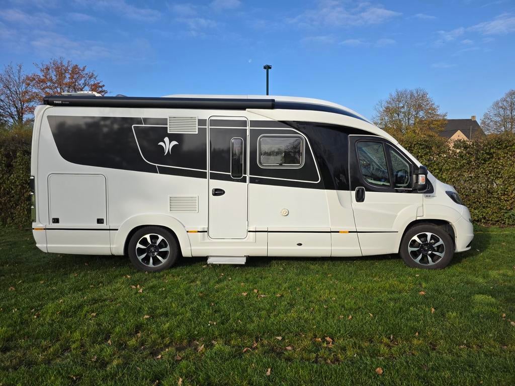 Niesmann & Bischoff Smove 6.9Q,luchtvering,nieuwstaat,UNIEK, Caravans en Kamperen, Mobilhomes, Fiat, Diesel, Tot en met 3, Half-integraal