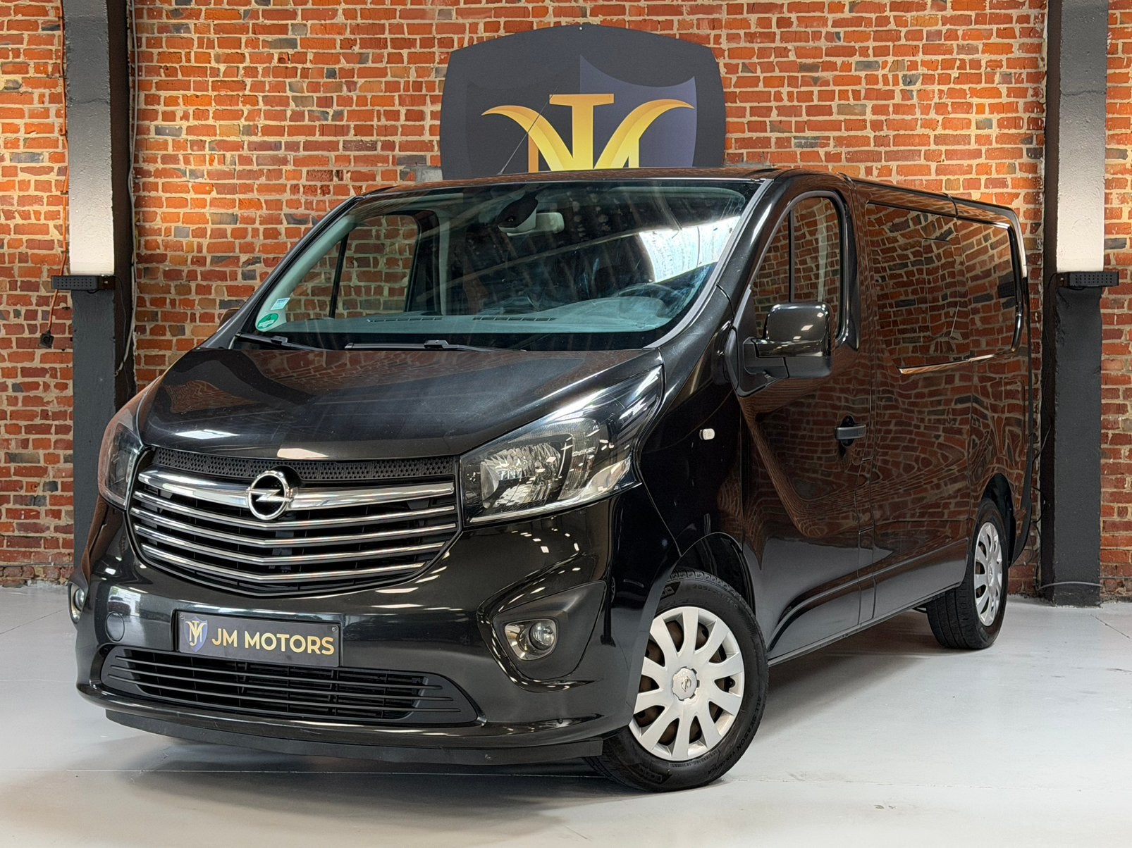 Opel Vivaro 1.6 CDTi cabine double - Caméra - Navi, Autos, Camionnettes & Utilitaires, Achat, Euro 6, Entreprise, Boîte manuelle