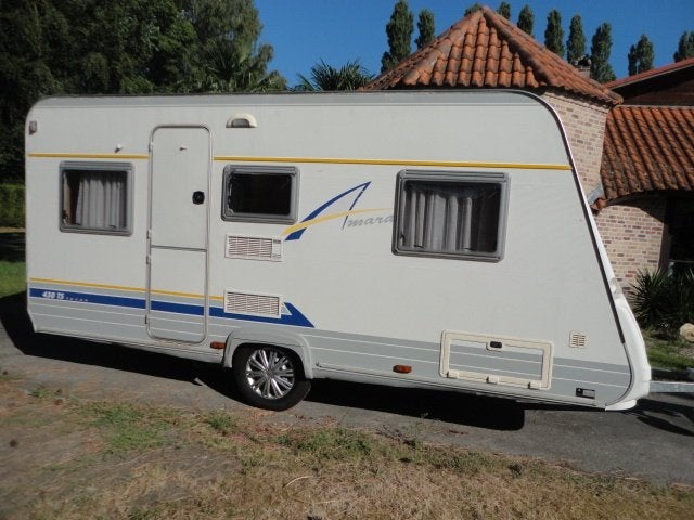 Burstner 430 Amara bj.2001, Vast bed, Rondzit, Particulier, Bürstner