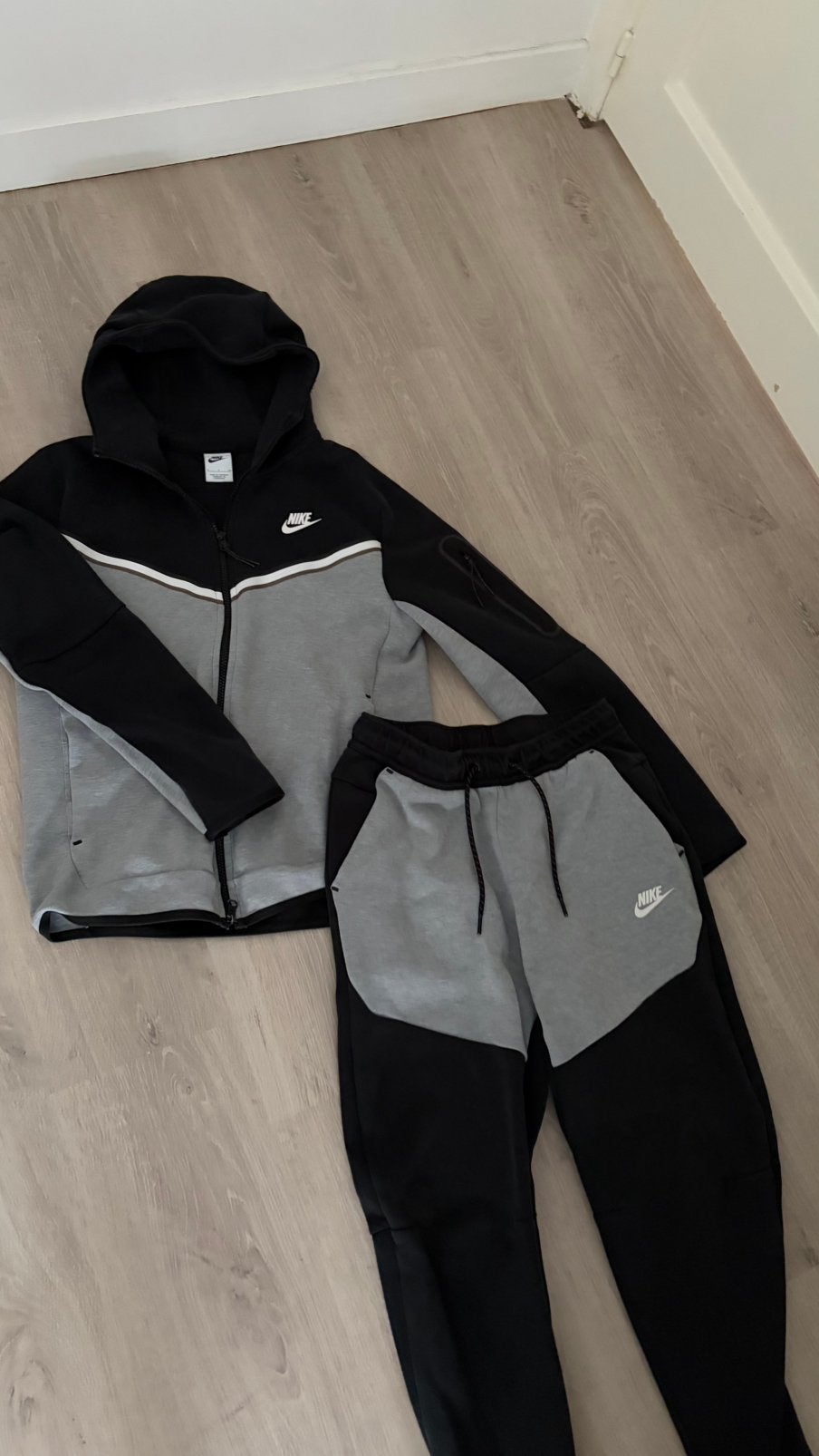 nike tech traningspak, Ophalen, Zo goed als nieuw, Maat 46 (S) of kleiner