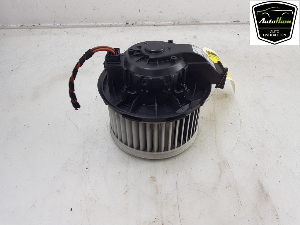 KACHEL VENTILATORMOTOR Seat Mii (|1S1819015D|), Robert Bosch AG, Gebruikt, Seat, Robert-Bosch-Allee 1
74232  Abstatt, DE