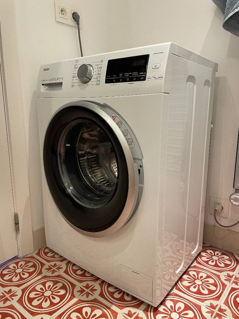 Machine à laver/lave-linge compacte HAIER, 1200 à 1600 tours, 6 à 8 kg, Chargeur frontal, Enlèvement