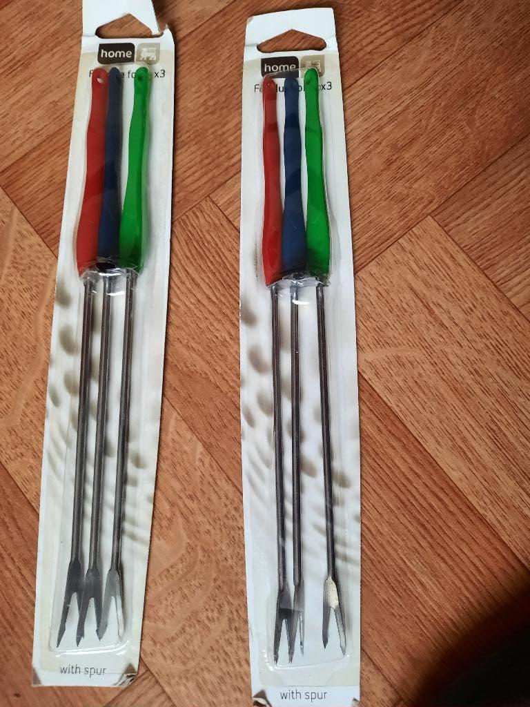 nieuwe pakken van 3 x2 fondue vorken met haakje, Huis en Inrichting, Ophalen of Verzenden, Nieuw