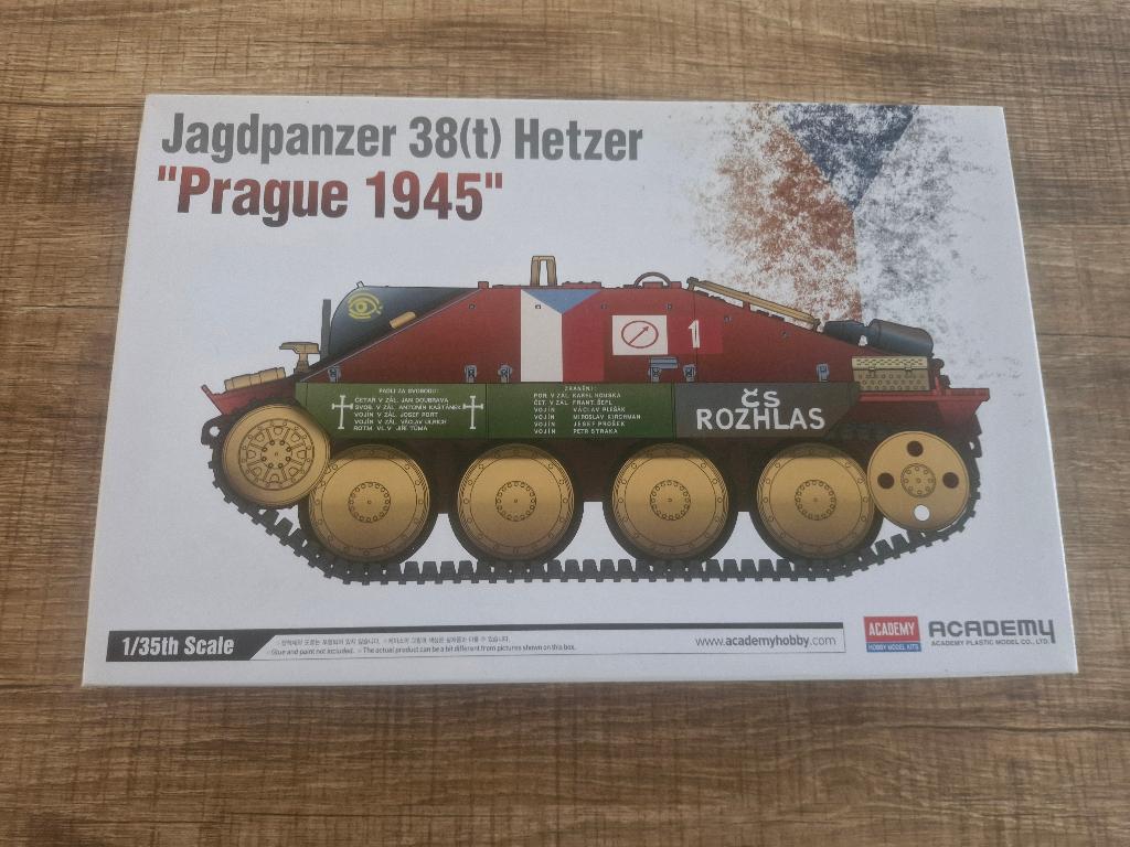 Academy 1/35 Jagdpanzer 38(t) Hetzer Prague 1945, Hobby en Vrije tijd, Overige merken, Tank, 1:32 tot 1:50, Nieuw